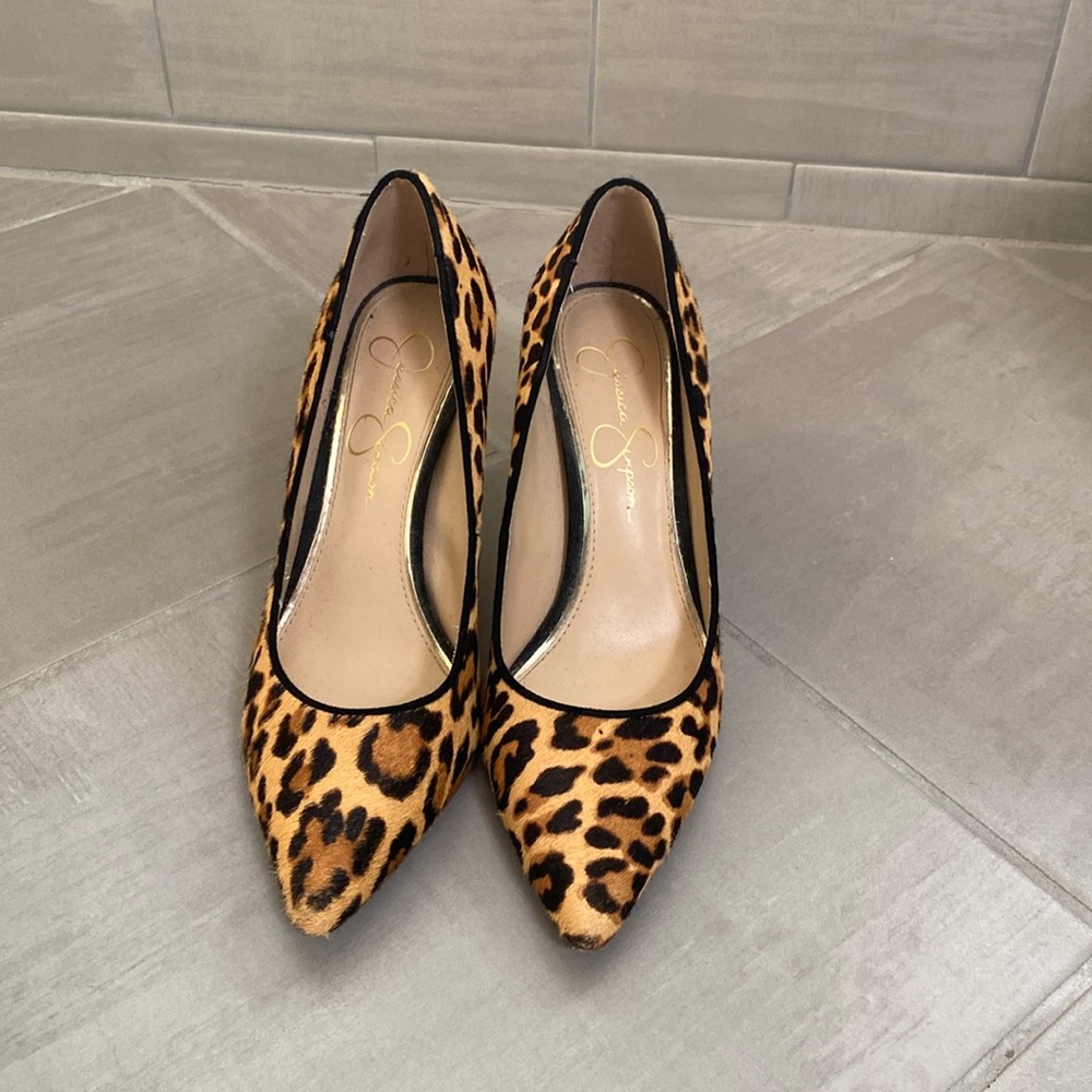 Jessica Simpson leopard heels